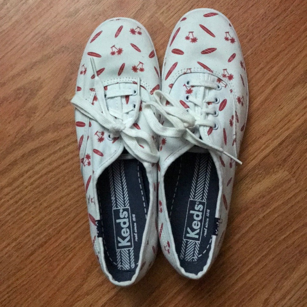 New Keds 8.5